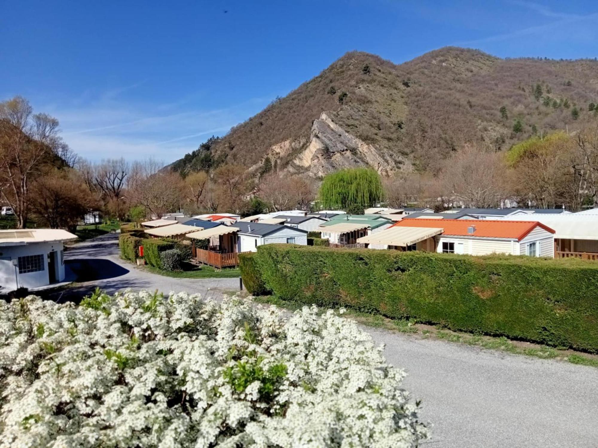 Camping Du Bourg Digne-les-Bains Eksteriør bilde